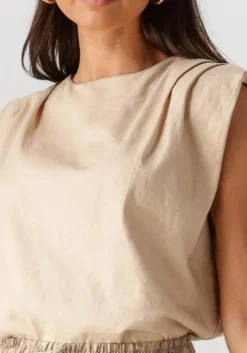 JOSH V top suki><noscript><img width=