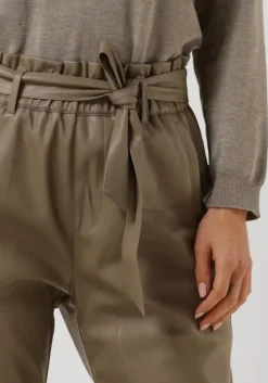 MINUS pantalon jayda pu pant><noscript><img width=