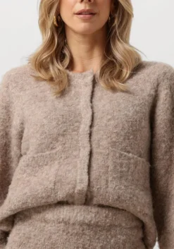 beige moves vest revira