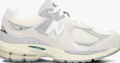 NEW BALANCE lage sneakers m2002 d>DAMES Sneakers