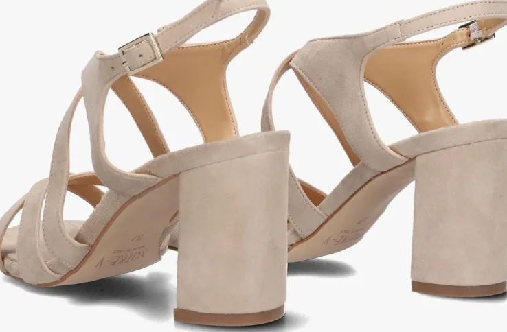 beige notre-v sandalen met hak 22552