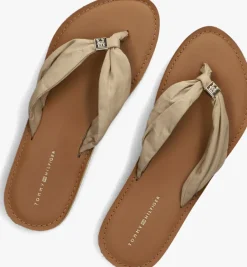 TOMMY HILFIGER slippers th elevated beach><noscript><img width=
