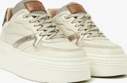 beige via vai sneakers isa brooklyn