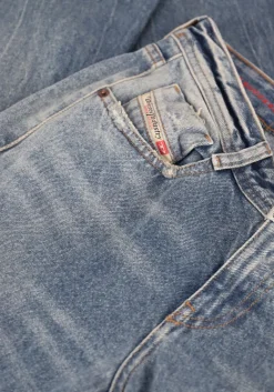 DIESEL e bootcut jeans 1969 d-ebbey><noscript><img width=