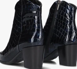 LINA LOCCHI e enkellaarsjes at 152><noscript><img width=