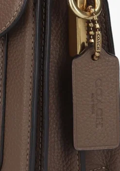 bruine coach schoudertas tabby 26