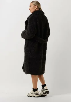 IBANA e teddy jas chantel><noscript><img width=