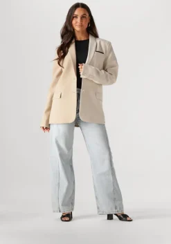 JOSH V e blazer suus><noscript><img width=