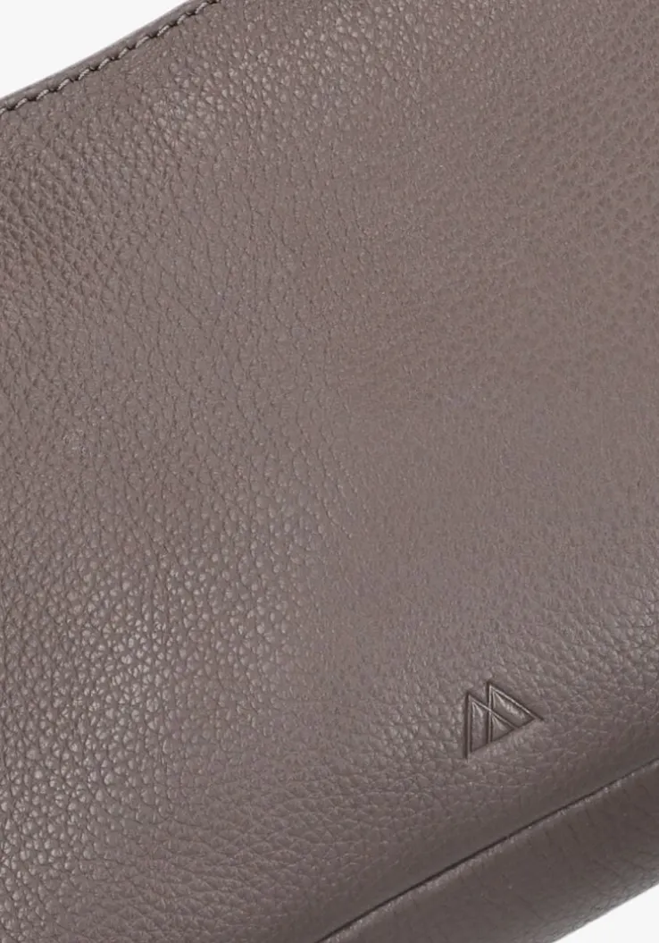 bruine markberg schoudertas nuria