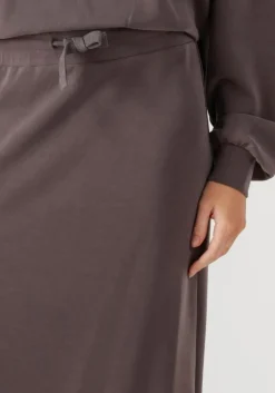 MOSCOW e maxirok 66-03 skirty><noscript><img width=