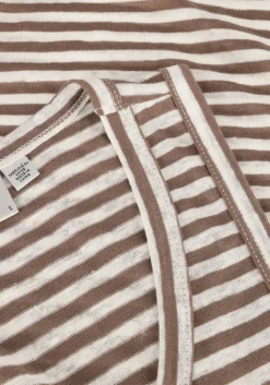 MY ESSENTIAL WARDROBE e top lisamw striped top><noscript><img width=