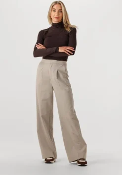 NOTRE-V e coltrui nv-gelliana>DAMES Truien & Vesten