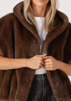 STUDIO AR e faux fur jas olena><noscript><img width=