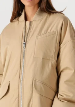 IBANA jack jullio><noscript><img width=