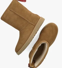 UGG vachtlaarzen w classic short logo zip><noscript><img width=