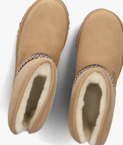 UGG vachtlaarzen classic short crescent><noscript><img width=
