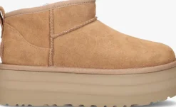 cognac ugg vachtlaarzen w classic ultra mini platform