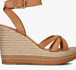 cognac unisa sandalen met hak munjal