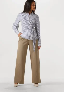 creme notre-v pumps 7225