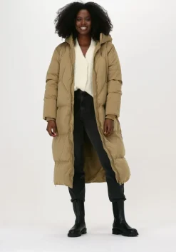 creme simple vest lesley