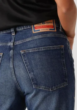 DIESEL e straight leg jeans 1988 d-ark><noscript><img width=