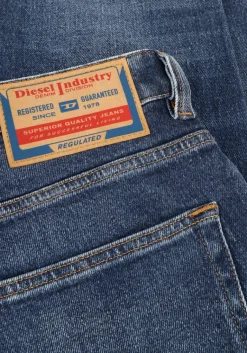 DIESEL e straight leg jeans 1988 d-ark><noscript><img width=