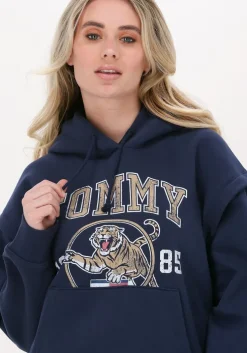 donkerblauwe tommy jeans trui tjw rlxd college tiger 1 hoodie
