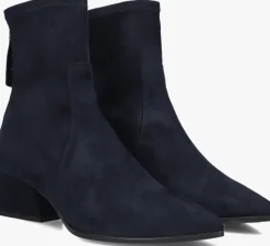 UNISA e enkellaarsjes jake><noscript><img width=