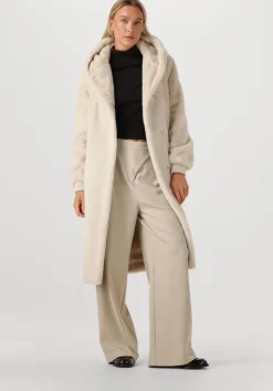 ecru moscow teddy jas 08-08-nadjana-3