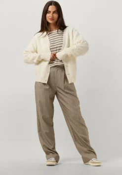 ecru moves vest laris