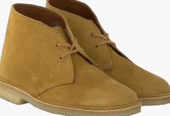 gele clarks originals boots desert boot dames