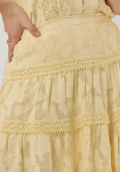 gele ibana minirok selma