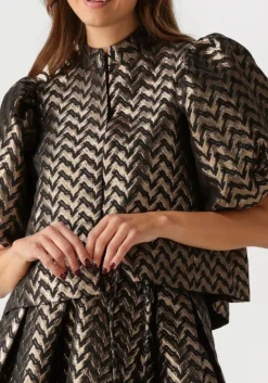 DEA KUDIBAL en jack olivia><noscript><img width=