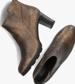 NOTRE-V en enkellaarsjes patricia-01><noscript><img width=