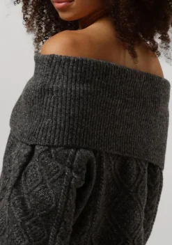 GESTUZ grijze trui adiegz off shoulder><noscript><img width=