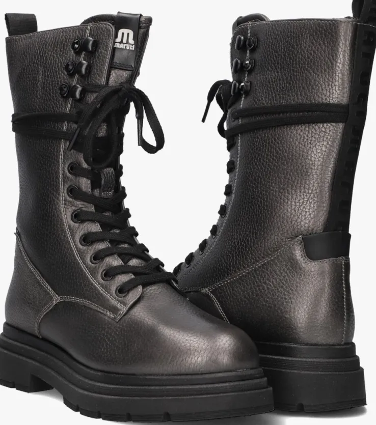 grijze maruti veterboots remy