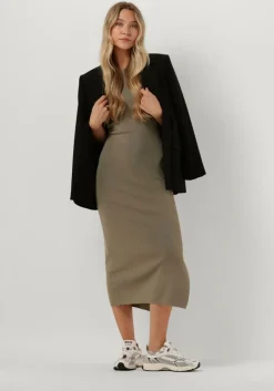 GESTUZ e midi jurk briellegz sl rib dress><noscript><img width=