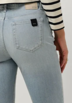 DRYKORN e flared jeans far><noscript><img width=