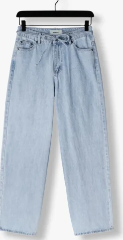 lichtblauwe moves straight leg jeans adanna jeans 4283