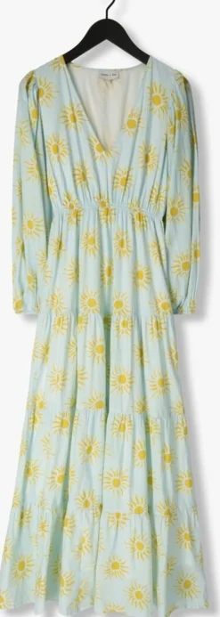 lichtblauwe omoda atelier maxi jurk x kae