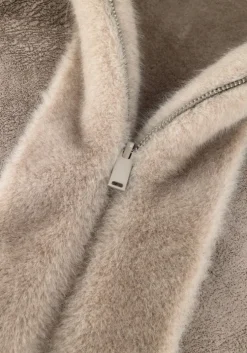 lichtgrijze studio ar faux fur jas ruby