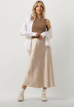 NOTRE-V top nv-dribbel><noscript><img width=