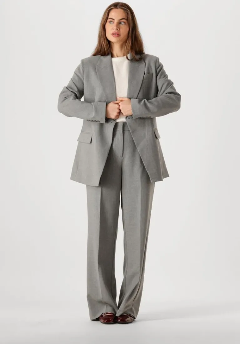 GESTUZ te trui alphagz ss tee>DAMES Truien & Vesten