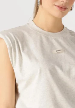 JOSH V te top sue><noscript><img width=