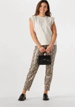 JOSH V te top sue><noscript><img width=