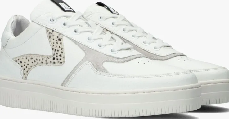 witte maruti lage sneakers momo