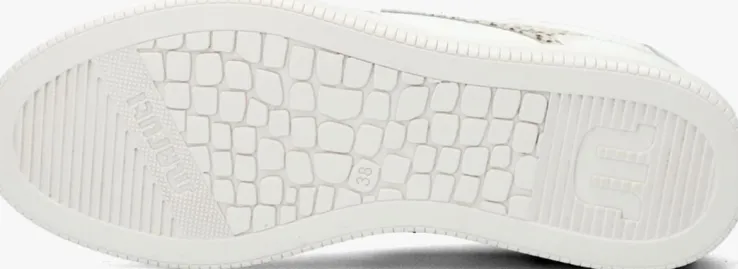 witte maruti lage sneakers momo