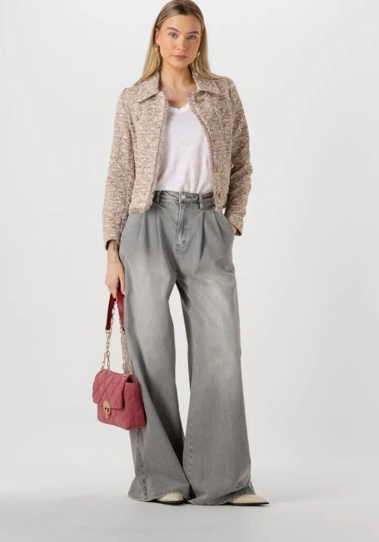 RESORT FINEST te t-shirt v-neck t-shirt>DAMES Tops & T-Shirts