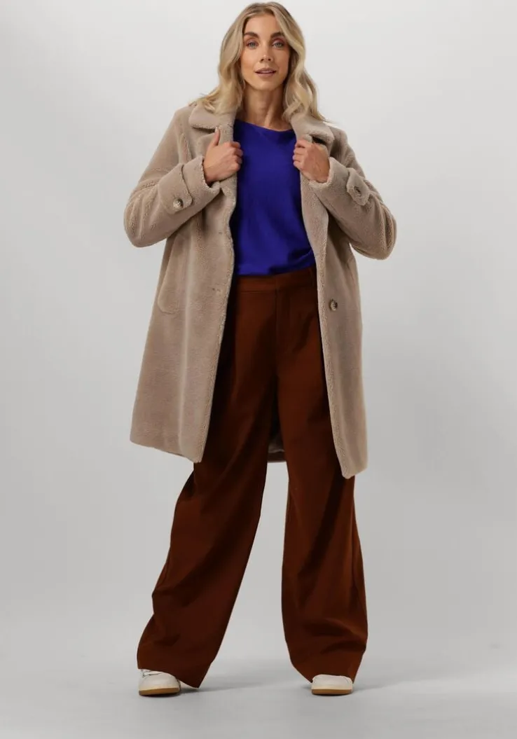 zand beaumont mantel geneva