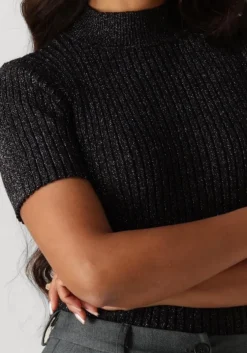 zwarte access top d44-8000